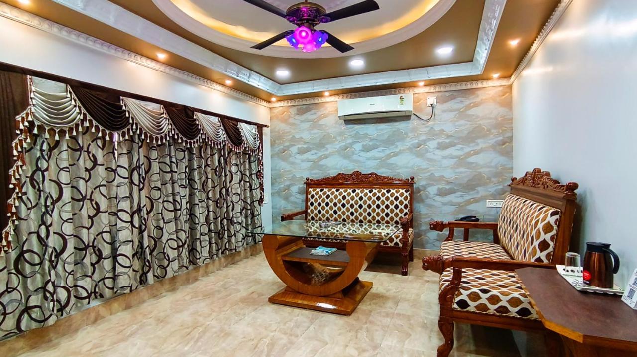 Hotel Samrat Baharampur Eksteriør bilde