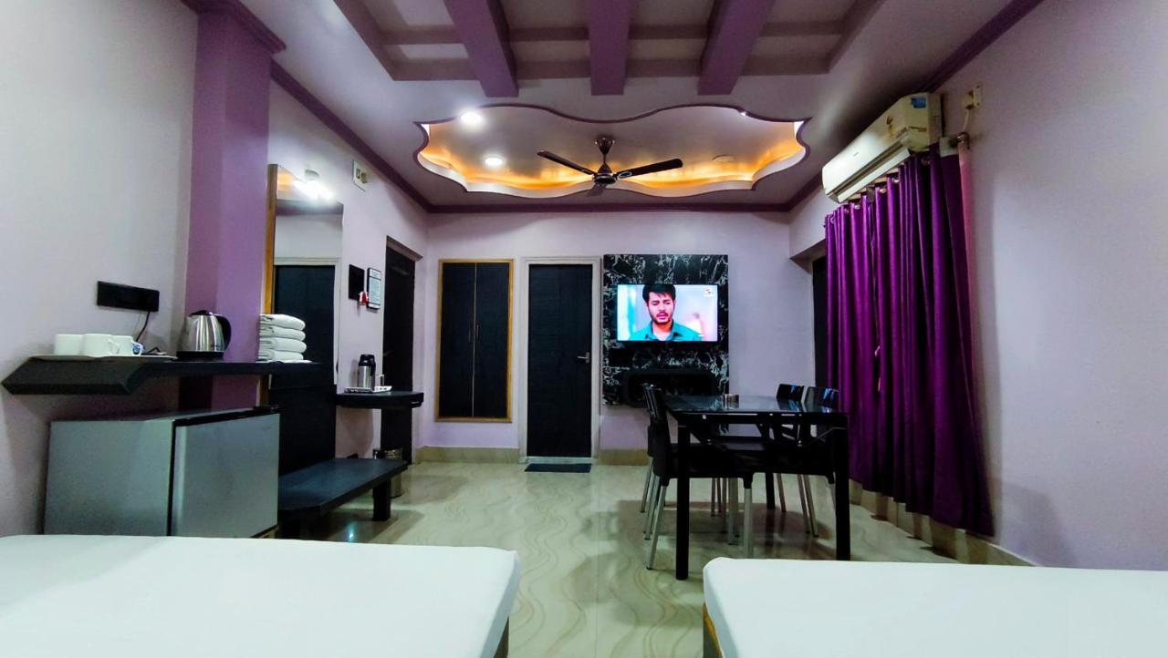 Hotel Samrat Baharampur Eksteriør bilde
