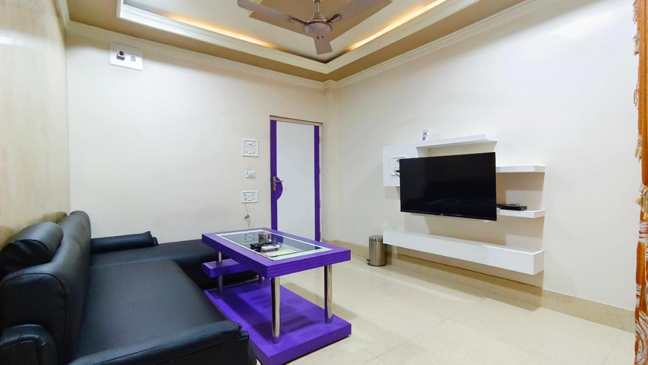Hotel Samrat Baharampur Eksteriør bilde