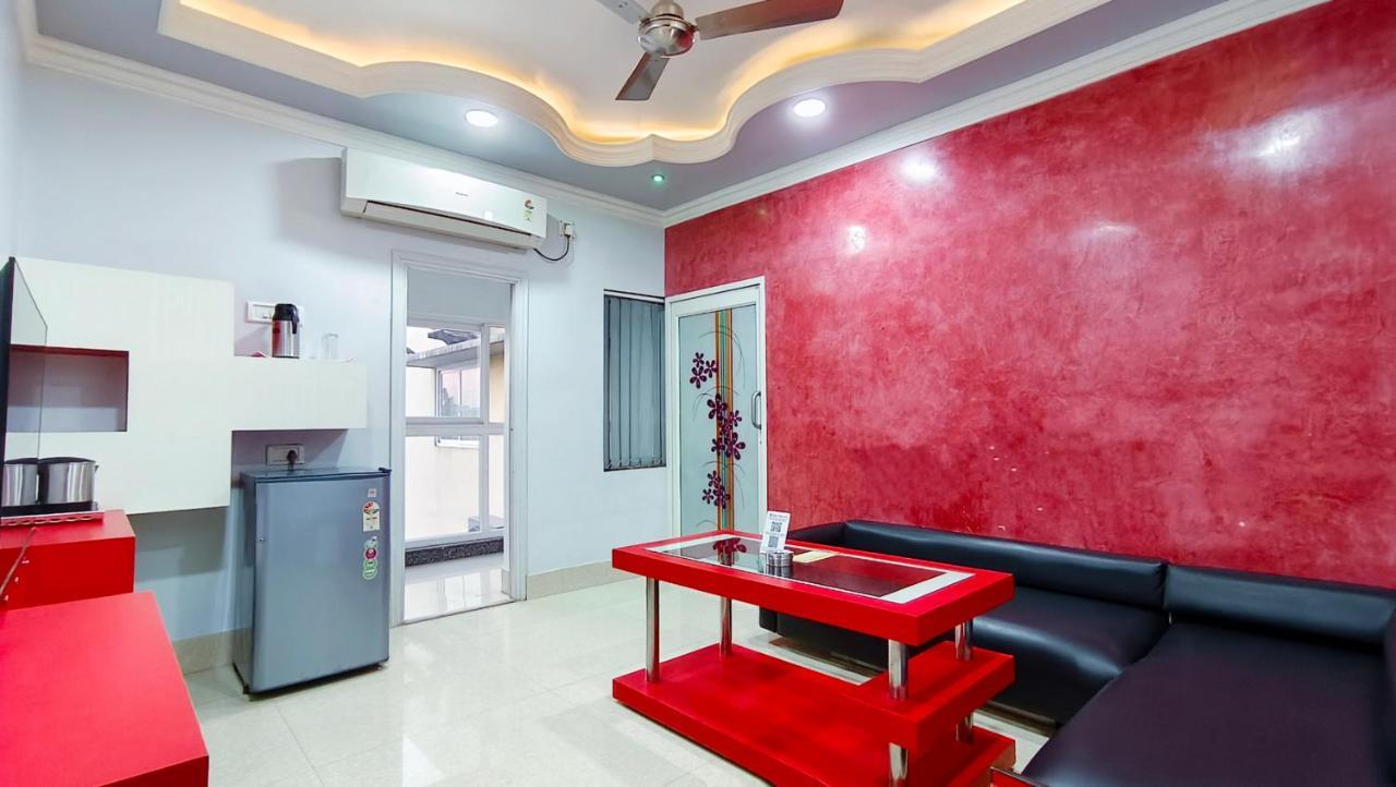 Hotel Samrat Baharampur Eksteriør bilde